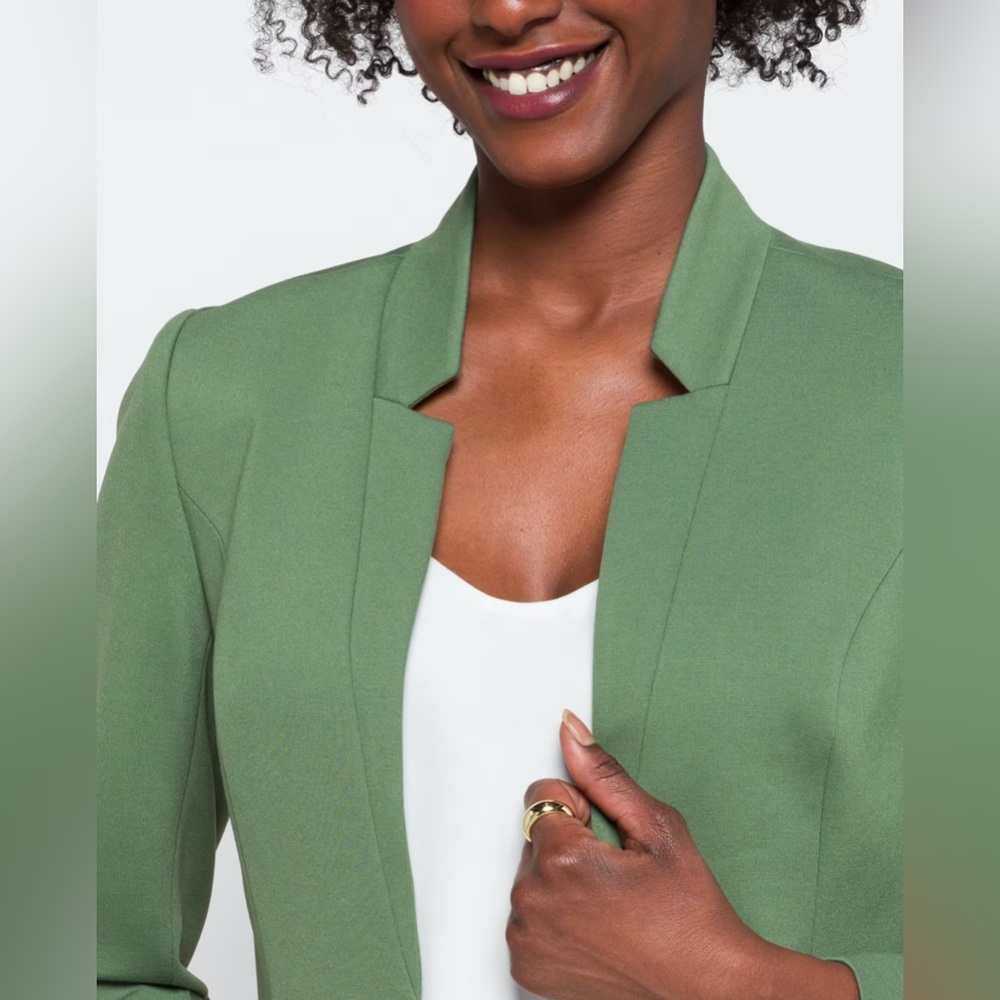 Stella Notched Collar Ponte Blazer by 41 Hawthorn - Picture 2 of 8